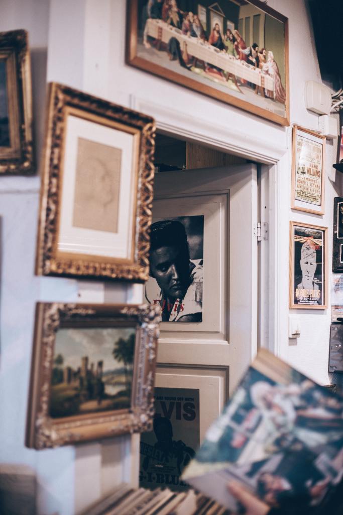 Framed pictures, including one of Elvis